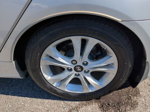 Used 2013 Hyundai Sonata Limited image 35