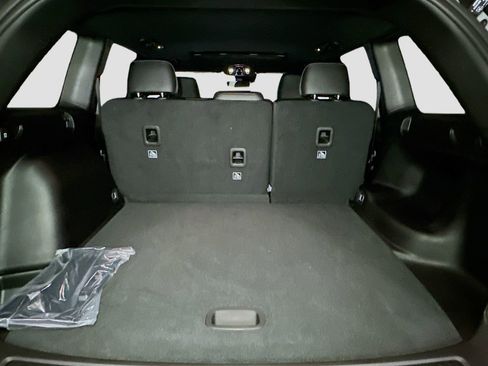 New 2025 Jeep Grand Cherokee Altitude AWD/4WD image 30