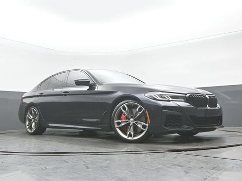 Used 2023 BMW M550i xDrive w/ Executive Package AWD/4WD image 29