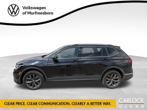 Used 2023 Volkswagen Tiguan SE FWD image 3