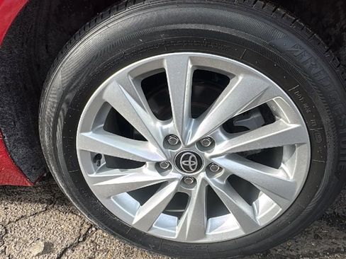 Used 2023 Toyota Camry LE image 20