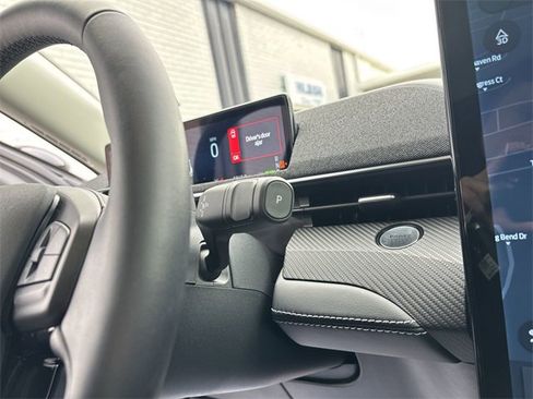 Used 2025 Ford Mustang Mach-E Premium image 23