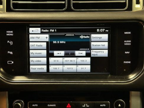 Used 2014 Land Rover Range Rover Autobiography image 36