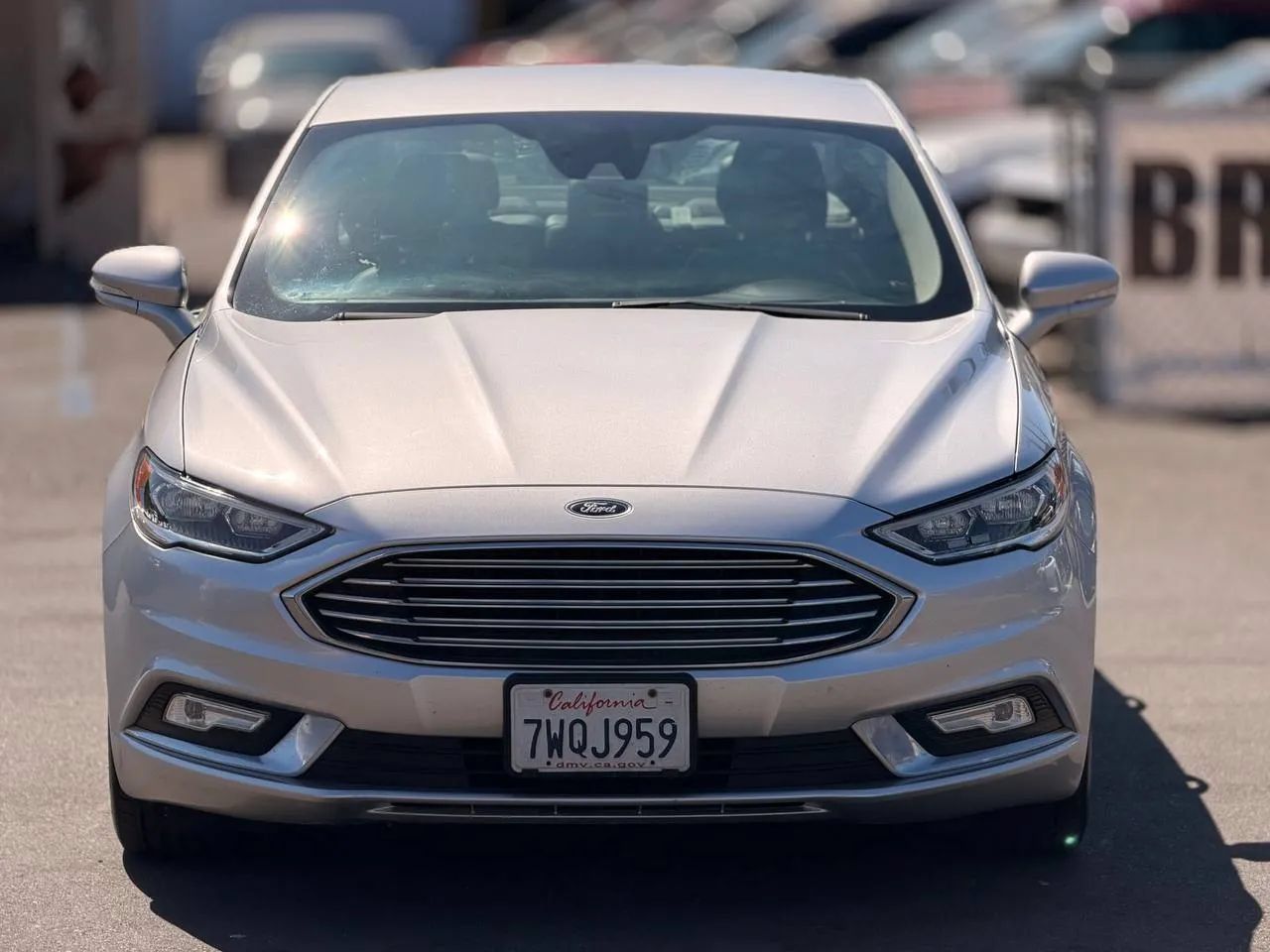 Used 2017 Ford Fusion SE w/ Equipment Group 602A FWD image 5