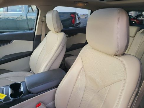 Used 2020 Lincoln Nautilus Reserve w/ Equipment Group 202A image 11