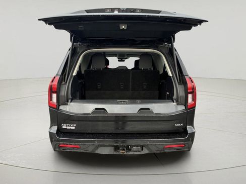 Used 2025 Ford Expedition Max Active AWD/4WD image 11