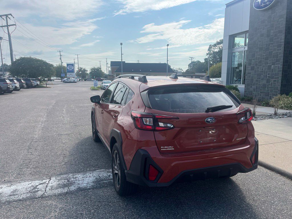 Used 2024 Subaru Crosstrek 2.0i Premium AWD/4WD image 6