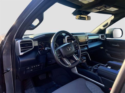 Used 2025 Toyota Tundra SR5 image 9