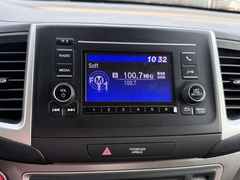 Used 2019 Honda Pilot LX image 21
