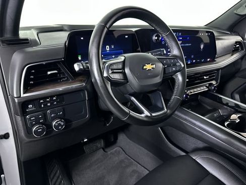 Used 2025 Chevrolet Tahoe LT AWD/4WD image 10