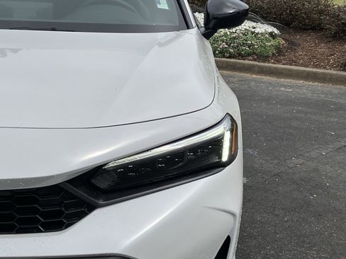 Used 2025 Honda Civic Sport image 5