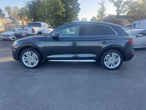 Used 2018 Audi Q5 Prestige w/ Prestige Package image 4