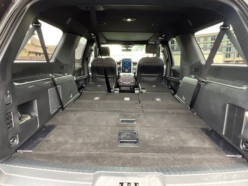 Used 2022 Ford Expedition Max Platinum AWD/4WD image 40