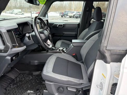Used 2023 Ford Bronco Big Bend w/ Sasquatch Package image 10