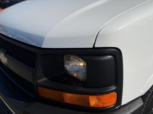 Used 2014 Chevrolet Express 2500 2500 3dr Cargo Van w/1WT image 79