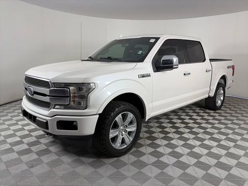 Certified 2018 Ford F150 Platinum w/ Equipment Group 701A Luxury AWD/4WD image 3