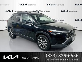 Used 2023 Toyota Corolla Cross XLE w/ Convenience Package FWD video 1