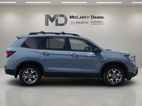 Used 2023 Honda Passport TrailSport image 15