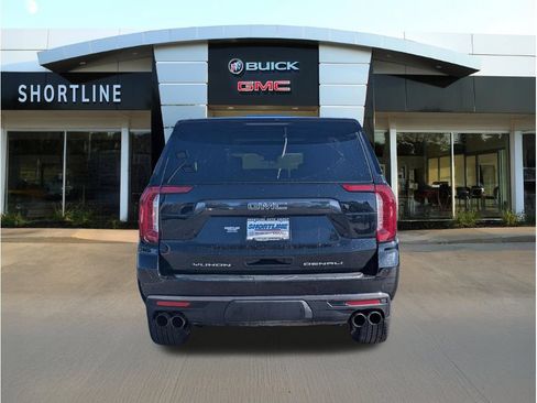 Used 2023 GMC Yukon Denali Ultimate AWD/4WD image 4