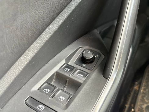 Used 2019 Volkswagen Jetta S w/ Driver Assistance Package image 24