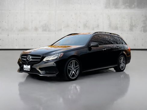 Used 2016 Mercedes-Benz E 350 4MATIC Sport Wagon image 3
