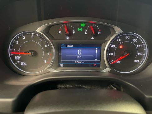 Used 2021 GMC Acadia SLE image 37