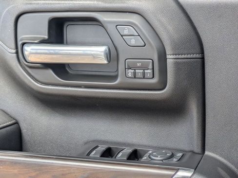 Used 2019 GMC Sierra 1500 SLT w/ SLT Premium Plus Package RWD image 2