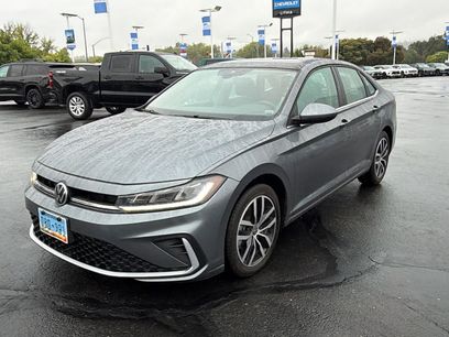 Used 2025 Volkswagen Jetta SE