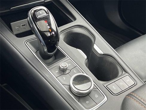 Certified 2023 Cadillac XT4 Sport w/ LPO, Onyx Lite Package image 25