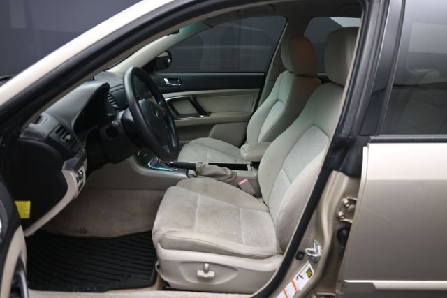 Used 2008 Subaru Outback 2.5i AWD/4WD image 14