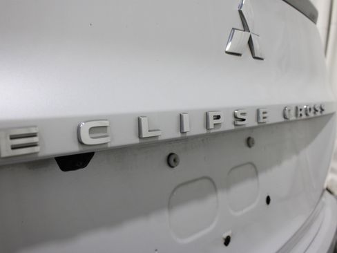 Used 2023 Mitsubishi Eclipse Cross LE AWD/4WD image 27