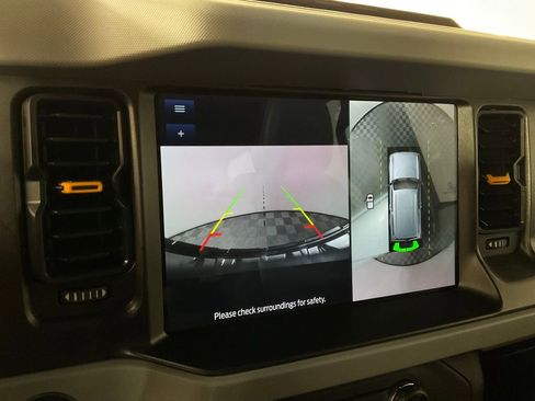 Used 2023 Ford Bronco Badlands image 23