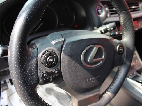 Used 2014 Lexus CT 200h w/ F Sport w/Nuluxe Interior FWD image 10