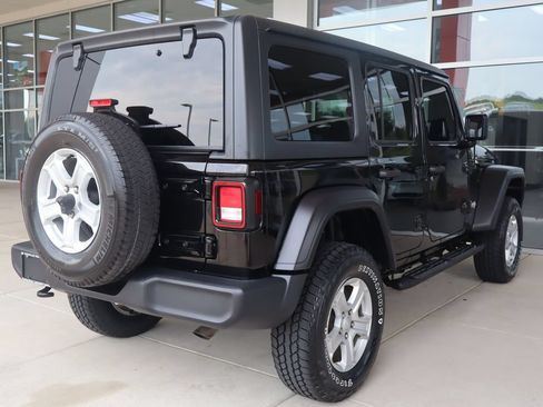 Used 2021 Jeep Wrangler Unlimited Sport AWD/4WD image 10