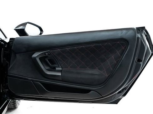 Used 2014 Lamborghini Gallardo LP 560-4 image 25