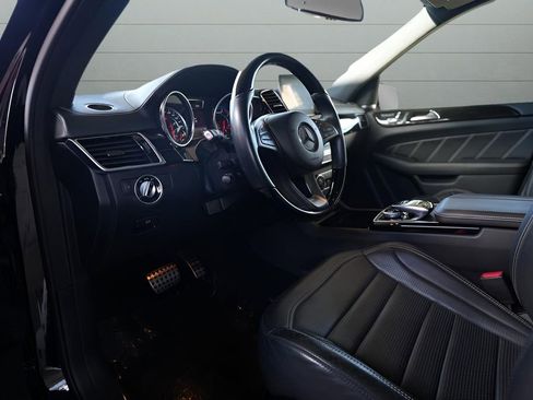 Used 2019 Mercedes-Benz GLE 63 AMG 4MATIC w/ Premium 3 Package image 20