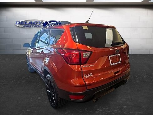 Used 2019 Ford Escape SE AWD/4WD image 5