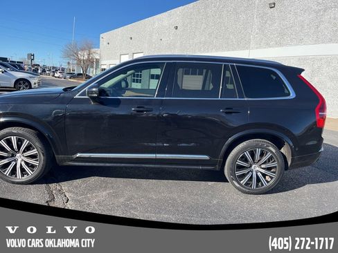 Certified 2023 Volvo XC90 B6 Plus image 8