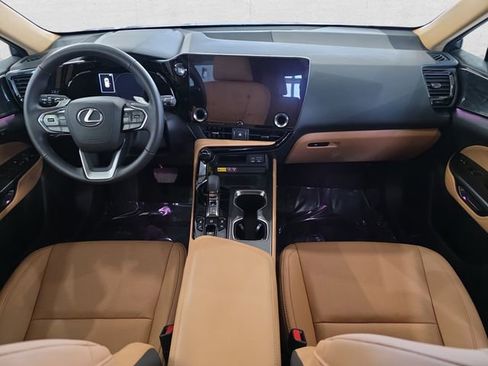 Used 2024 Lexus NX 350 AWD image 9