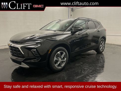 Used 2024 Chevrolet Blazer LT w/ Convenience Package FWD image 1