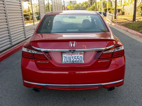 Used 2016 Honda Accord Sport image 5