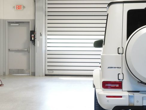Certified 2025 Mercedes-Benz G 63 AMG 4MATIC image 9