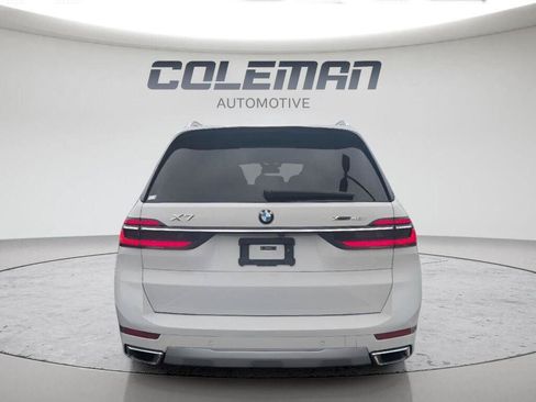 Used 2025 BMW X7 xDrive40i AWD/4WD image 23