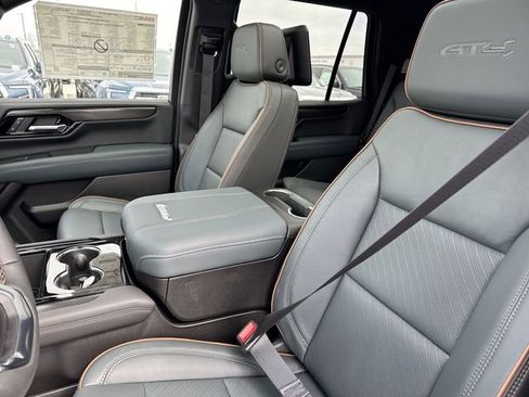 New 2026 GMC Yukon AT4 w/ AT4 Premium Plus Package image 11