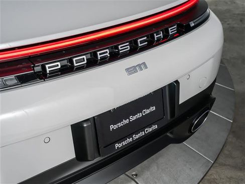 Used 2026 Porsche 911 Carrera RWD image 31
