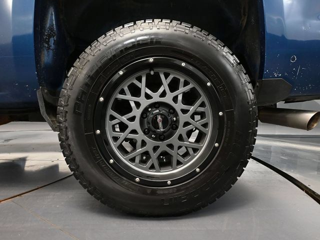 Used 2017 Chevrolet Silverado 1500 W/T w/ Trailering Package RWD image 9