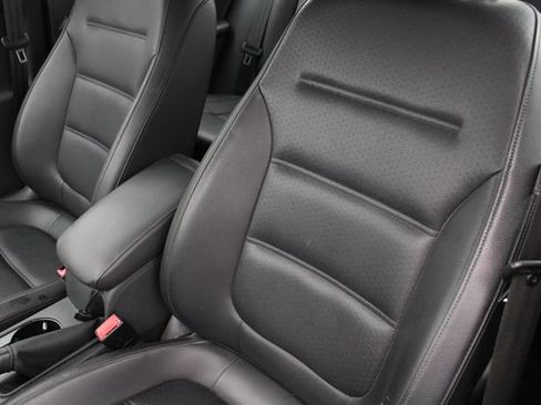 Used 2015 Volkswagen Jetta TDI SE FWD image 4