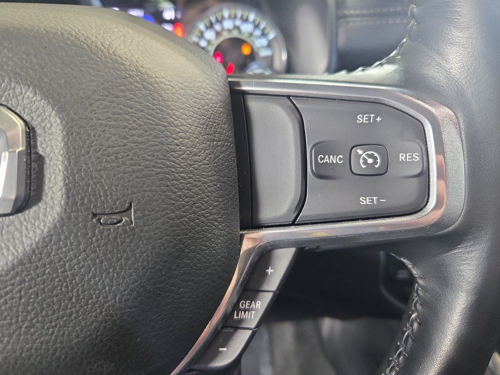 Used 2023 RAM 1500 Laramie AWD/4WD image 21
