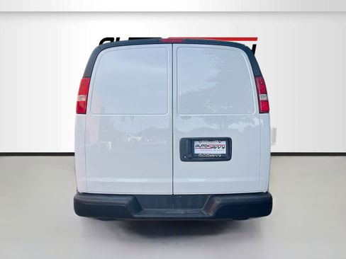 Used 2025 Chevrolet Express 2500 Work Van w/ Driver Convenience Package image 6