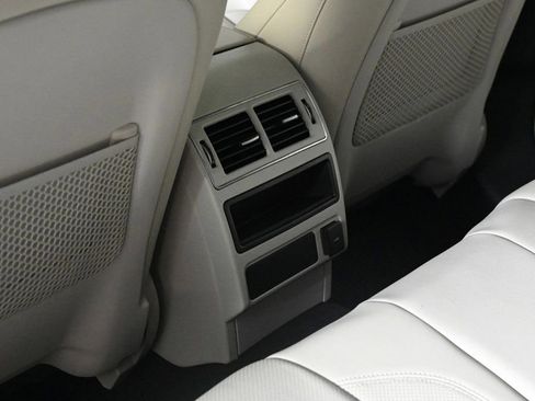 Used 2022 Jaguar F-PACE S image 18